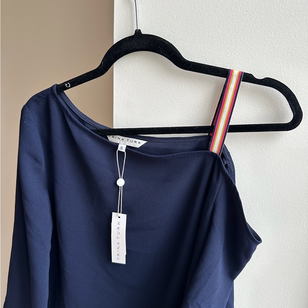 Trina Turk NWT Women’s One Shoulder Navy Resort Top S